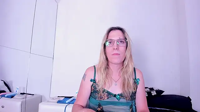 Aria_Flame's Webcam Show