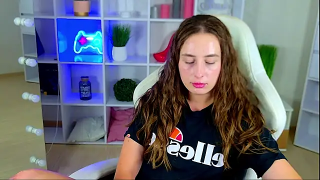 NadinnL – Naživo XXX chat
