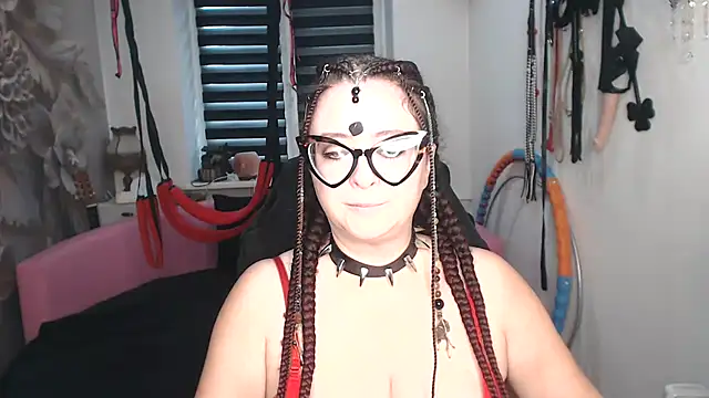 Czat XXX na żywo – MISSgoddessMARIA