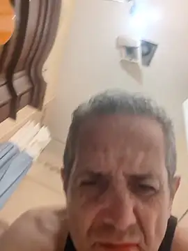 bobby69cock Show in webcam
