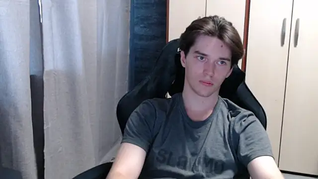 XXX chat uživo modela arthur___king