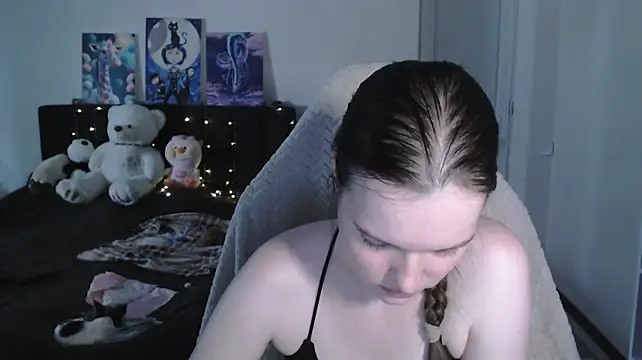Little_flowers Chat XXX in diretta