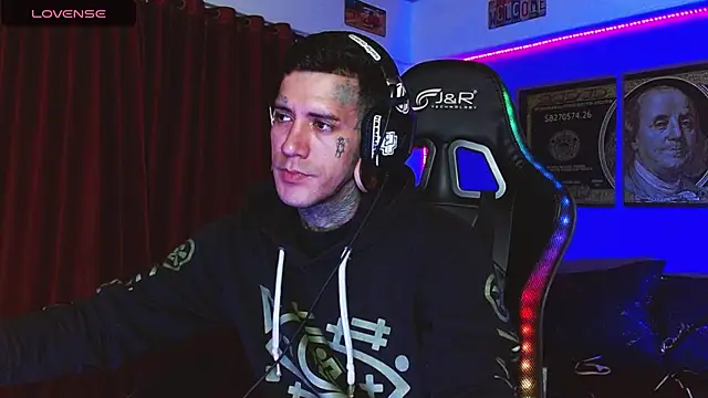 Czat XXX na żywo – jhonny__ackerman