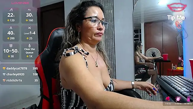 noelia_milf19's Live XXX Chat