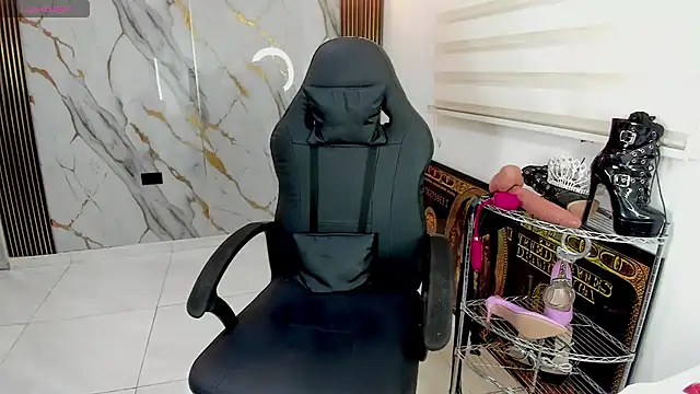 queen_findom1 Obrolan Langsung XXX
