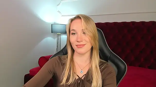 Chatroom XXX en direct de ElaraVoltage