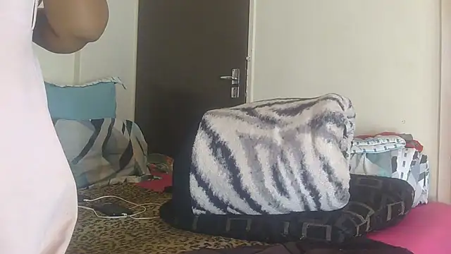 AddictiveAssCurves Live XXX-chat
