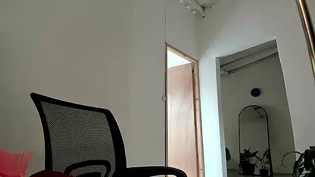 karenarangoのライブXXXチャット