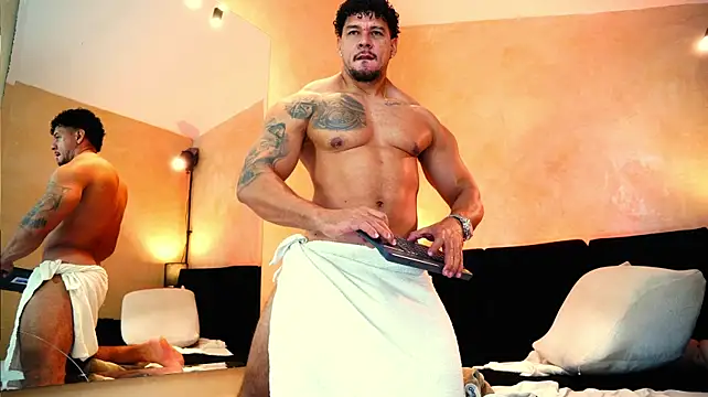 MassimoWalton2 Chat XXX live
