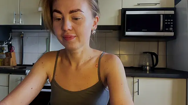 MartaLuna_ Obrolan Langsung XXX
