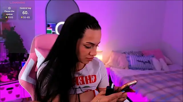 Chat XXX ao vivo de KatieSwan