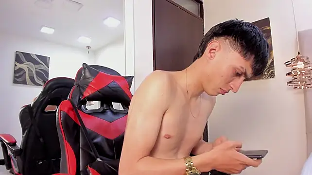 LeoDrake_ live XXX chat