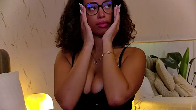 CamilleeAmourr's Live XXX Chat
