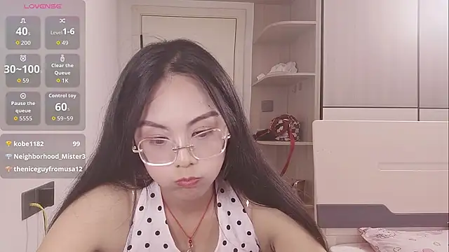 yishan-22's Live XXX Chat