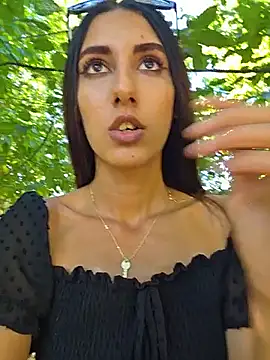 AndreeaMuller Adlı Modelin Canlı XXX Sohbeti
