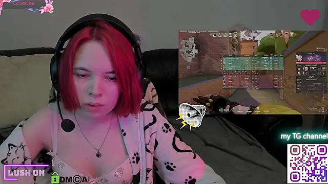 LinneaChan's Live XXX Chat