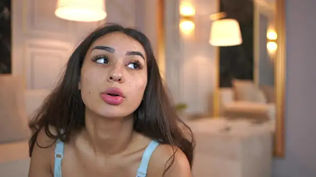 EmmaNoor Live XXX-Chat