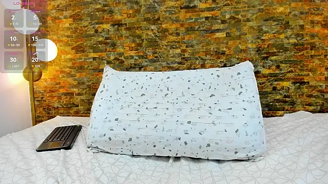 XXX chat uživo modela adenile5