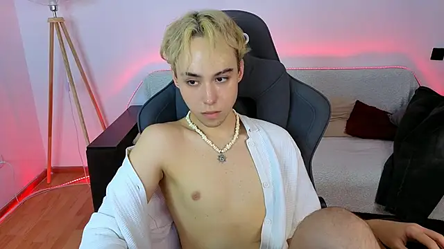 Онлайн чат XXX Yan_Cat