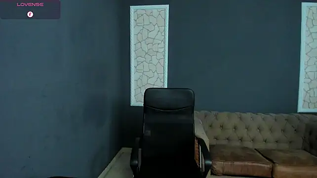 XXX chat uživo modela BrianHunts