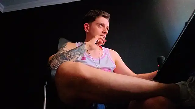 FelixStarkk Live XXX-chat