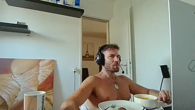 alpha-hunk: онлайн-секс-чат