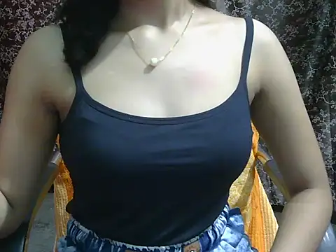 แชท XXX สดของ Adorable_Ayesha