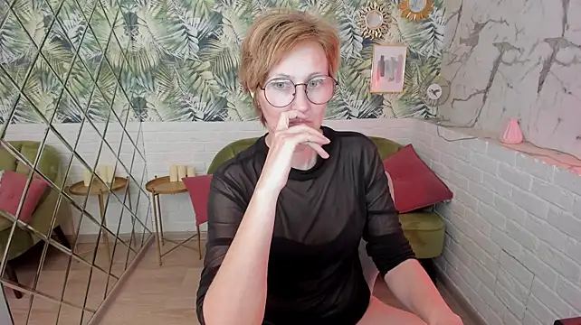 Paris_Cherryn Live XXX chat