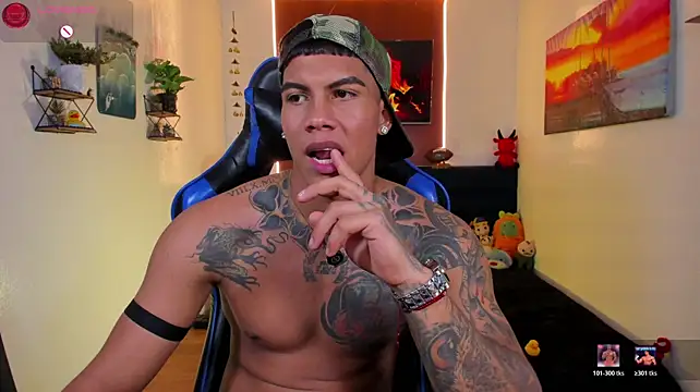Show modela Damian_latinxxx na web-kameri