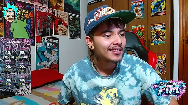 Hgp3riodictabl3 élő XXX-chatje