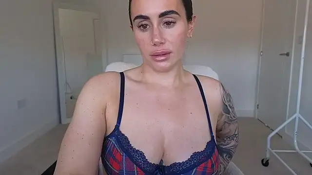 Živý XXX chat LibbyLoveHeartx