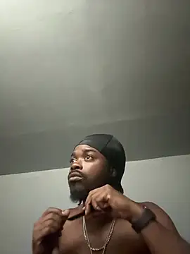 צ'אט XXX בשידור חי של TheMightyDxXx