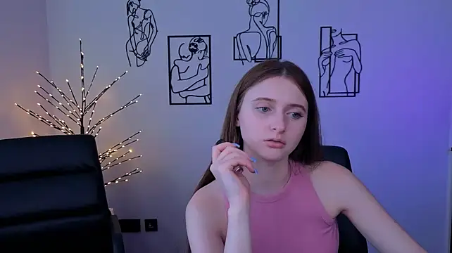 Show modela nekky_mouse na web-kameri