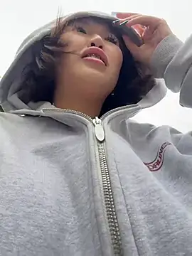 Chat +18 de CreamPuff- ao vivo