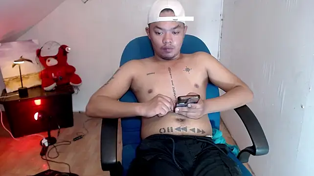 pinoyHUGEcock 现场XXX聊天
