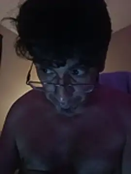 Chatroom XXX en direct de _Ramone666