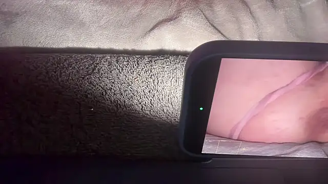 LilithRiaghanSkye live XXX chat