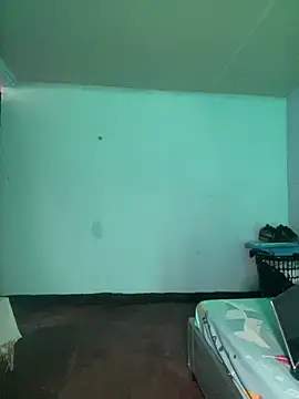 XXX chat uživo modela logatto_locat