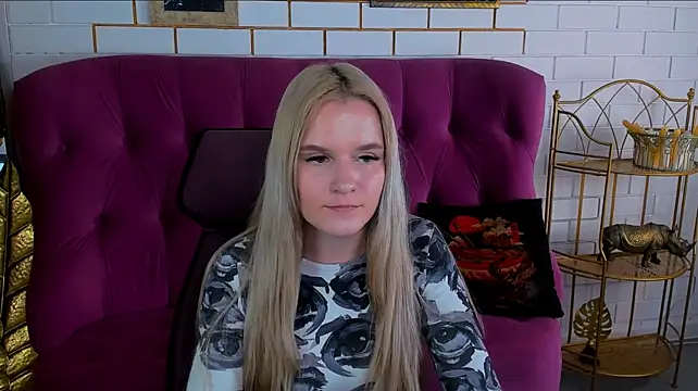 XXX chat uživo modela SherriButlers