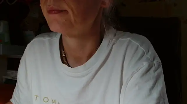 Chat XXX en directo de KathleenEdwards