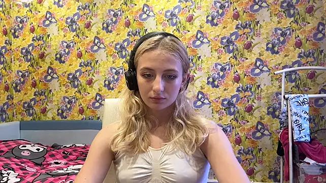 צ'אט XXX בשידור חי של LisaBam