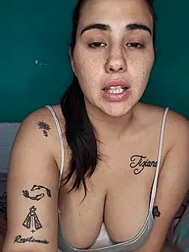 kariciasecreta's Webcam Show