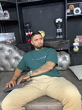 matteosantos Chat XXX in diretta