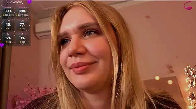 XXX chat uživo modela SkyHailey