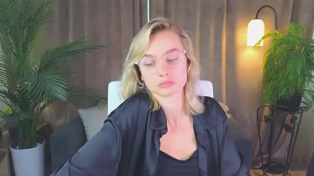 NoraMoreau 라이브 XXX 채팅