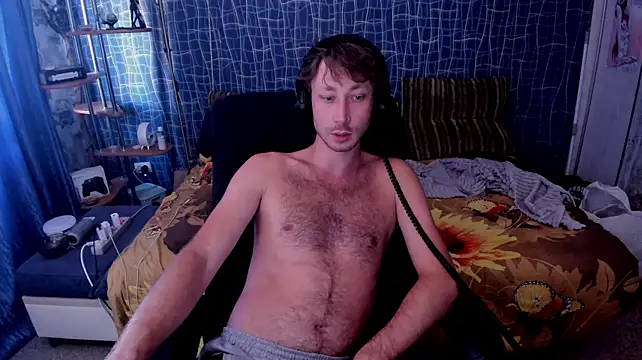 Webkamerová show CuteBoy228