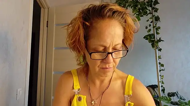 Chatroom XXX en direct de LioraWeiss