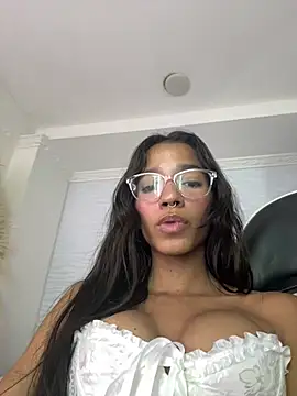 Chatroom XXX en direct de ScarletEvanss_