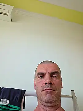 Chat XXX ao vivo de SIRMASTERDOMINATORXXL