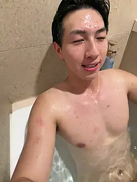 Show modela Ace_Min32100 na web-kameri